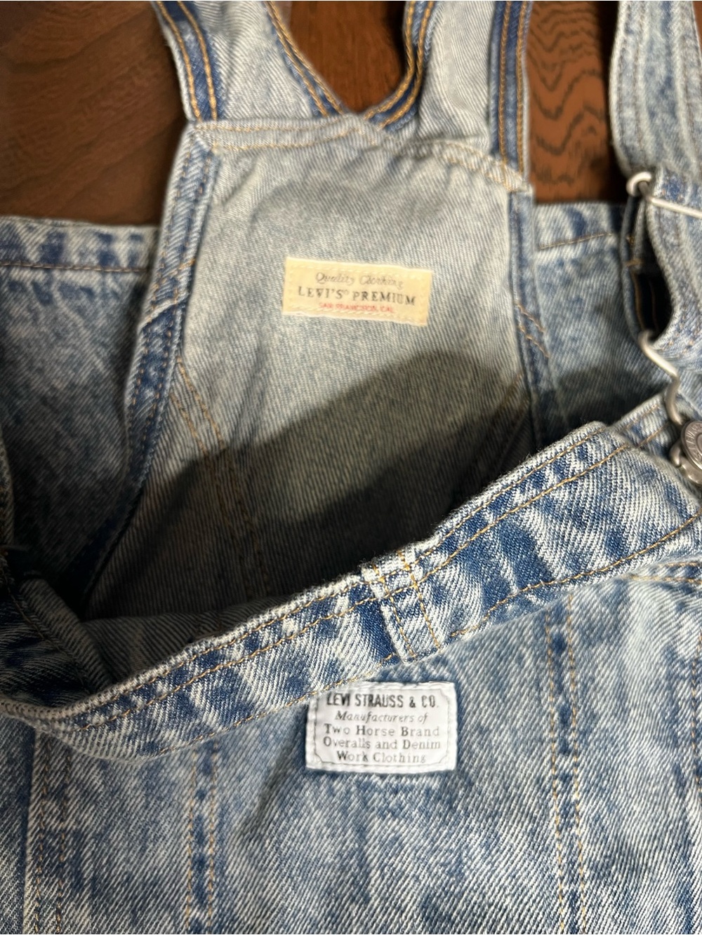 Levi’s Premium Denim Jean Wide Leg Overalls Womens Size Medium - Picture 2 of 5